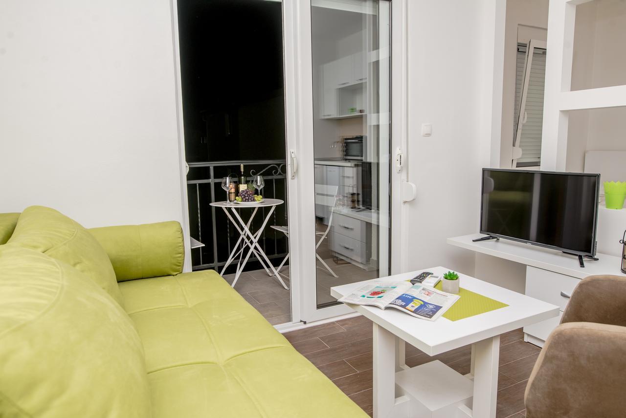 Apartments Tina Utjeha-Bušat Eksteriør billede