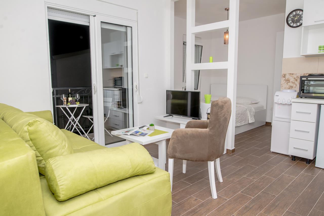 Apartments Tina Utjeha-Bušat Eksteriør billede